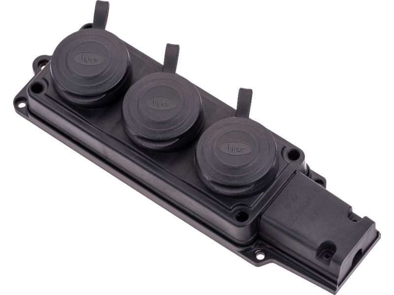 1X16A 2P+E 200/250V Kauçuk Üçlü Priz